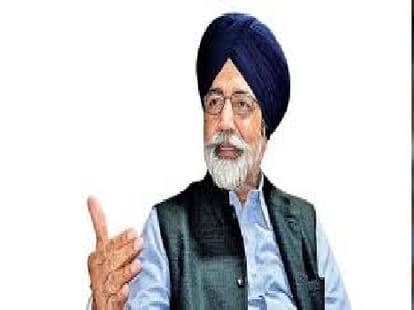 granth sahib insult, sikander singh maluka slapped by man